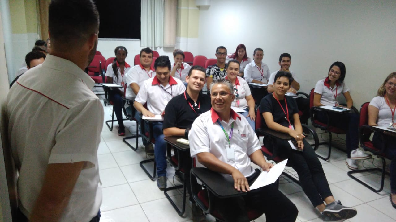 Foto 1 / Lojas MM realiza treinamento para novos colaboradores